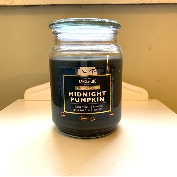 Candle-Lite Midnight Pumpkin Jar Candle - Picture 1 of 1